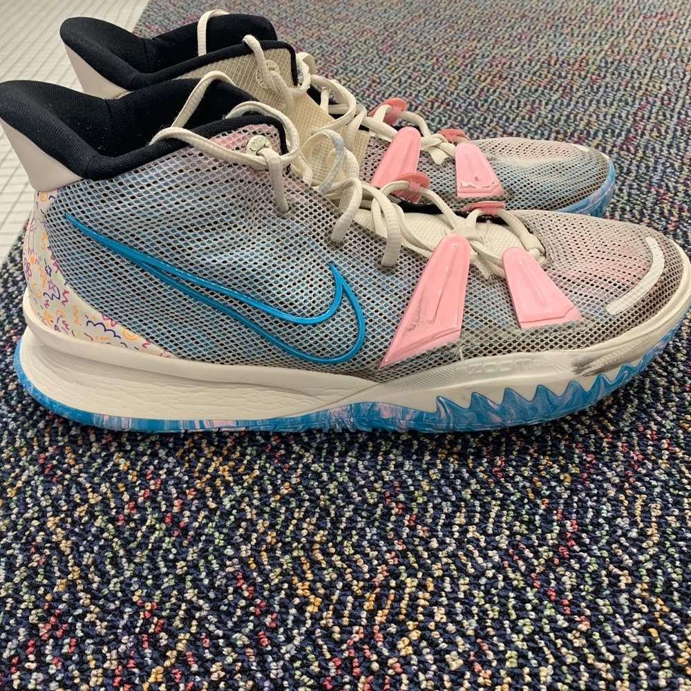 Kyrie 7 Size 13